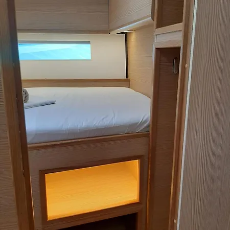 Mihaela Båthotell Trogir